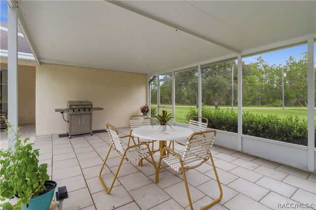 3741 W Giraffe Drive, Dunnellon, FL 34433