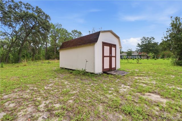 3741 W Giraffe Drive, Dunnellon, FL 34433