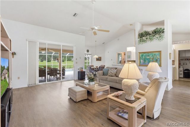 3741 W Giraffe Drive, Dunnellon, FL 34433