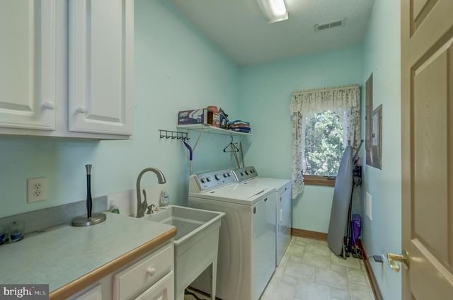 476 WILSON ST, Bumpass, VA 23024