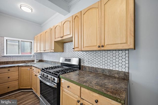 120 S 13TH ST, Allentown, PA 18102