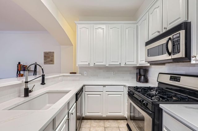 9525 N Capital Of Texas Highway 625, Austin, TX 78759