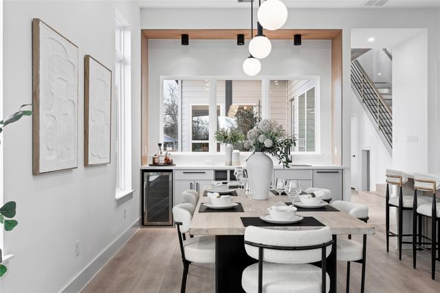 304 E 35th Street, Houston, TX 77018