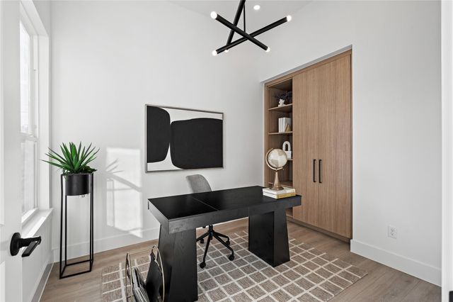 304 E 35th Street, Houston, TX 77018