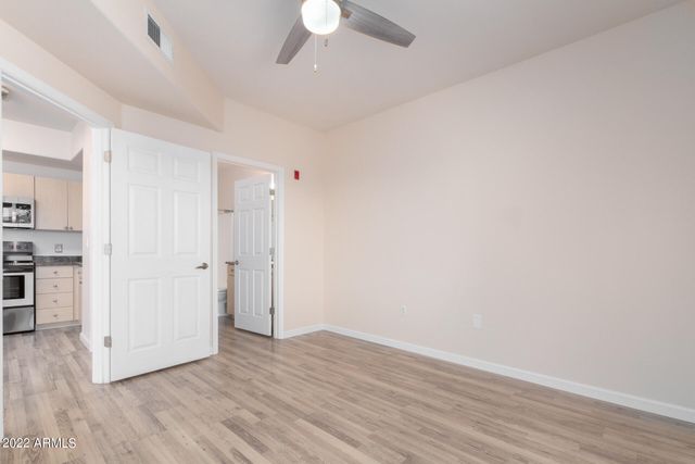 18416 N Cave Creek Road Apt 3036, Phoenix, AZ 85032
