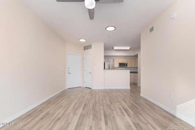 18416 N Cave Creek Road Apt 3036, Phoenix, AZ 85032