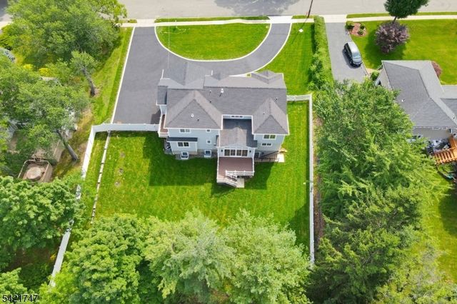 15 Orchard Ln, Livingston Twp., NJ 07039