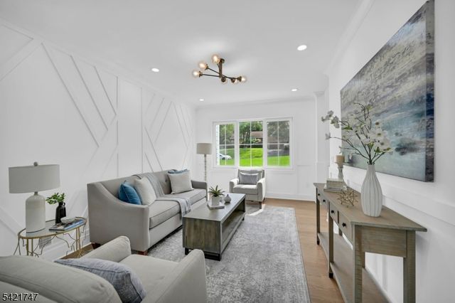 15 Orchard Ln, Livingston Twp., NJ 07039