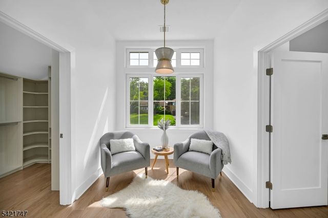 15 Orchard Ln, Livingston Twp., NJ 07039