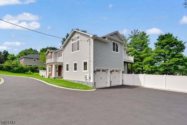 15 Orchard Ln, Livingston Twp., NJ 07039