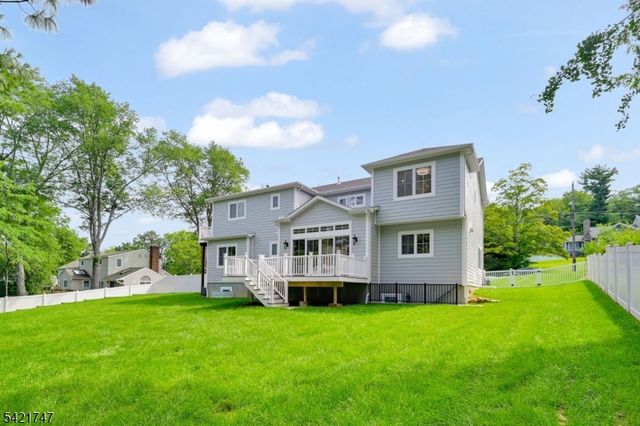 15 Orchard Ln, Livingston Twp., NJ 07039