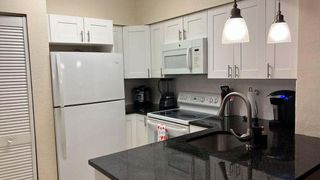621 Cypress Lake Boulevard A16, Deerfield Beach, FL 33064