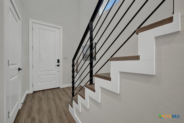 104 Creekside Trail 504, Kyle, TX 78640