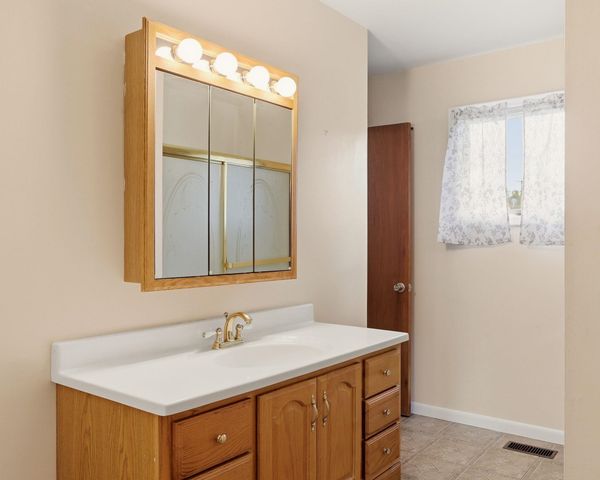 8995 Birch Run Road, Millington, MI 48746
