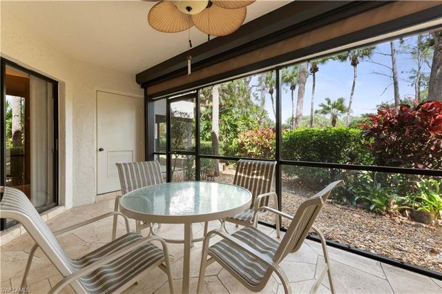 1822 Kings Lake BLVD 102, Naples, FL 34112