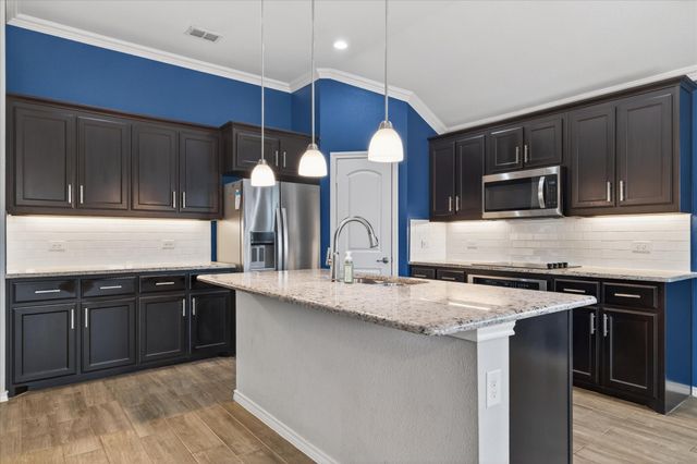 628 Presidio Street, Aubrey, TX 76227