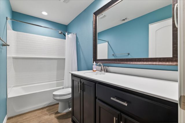 628 Presidio Street, Aubrey, TX 76227