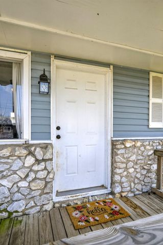 636 N Dana Avenue, Republic, MO 65738