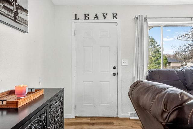 636 N Dana Avenue, Republic, MO 65738