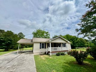 600 Pine Oaks Drive, Tunnel Hill, GA 30755