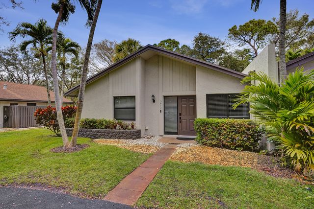 3817 Arelia Drive S, Delray Beach, FL 33445