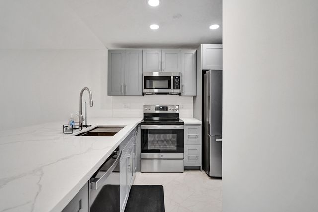 3817 Arelia Drive S, Delray Beach, FL 33445