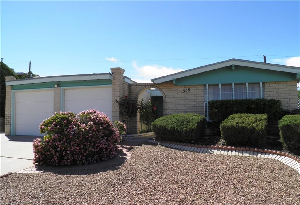 316 Pageant Court, El Paso, TX 79912
