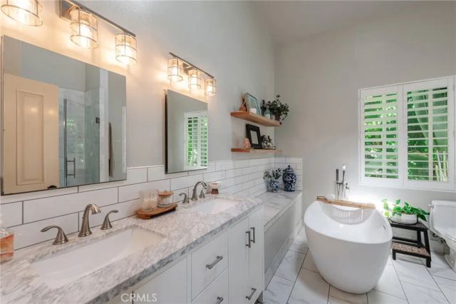 230 Ardmore Avenue, Hermosa Beach, CA 90254