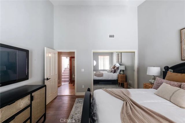 230 Ardmore Avenue, Hermosa Beach, CA 90254
