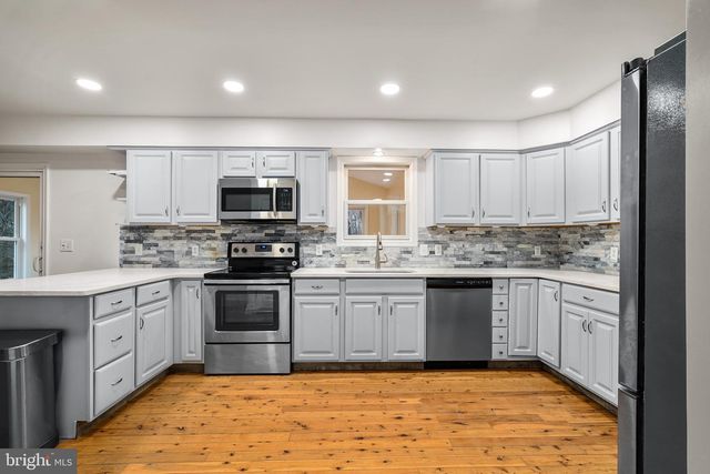64 BARNETT DR, Elkton, MD 21921