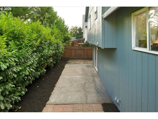 1163 Sw TOBIAS Way, Beaverton, OR 97003