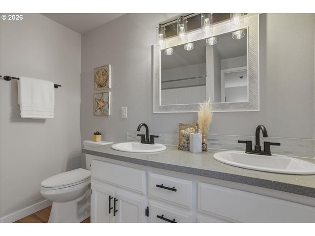 1163 Sw TOBIAS Way, Beaverton, OR 97003