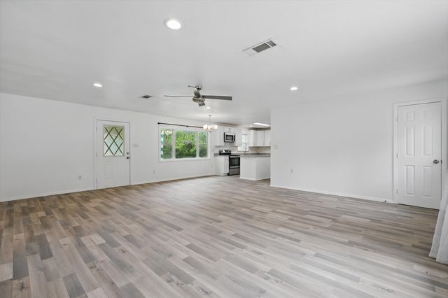 1918 Sena Street, Denton, TX 76201
