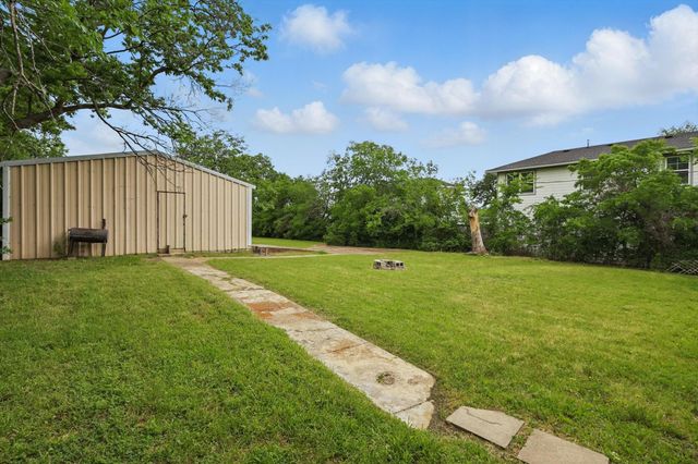 1918 Sena Street, Denton, TX 76201