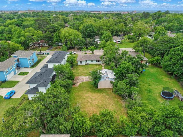 1918 Sena Street, Denton, TX 76201