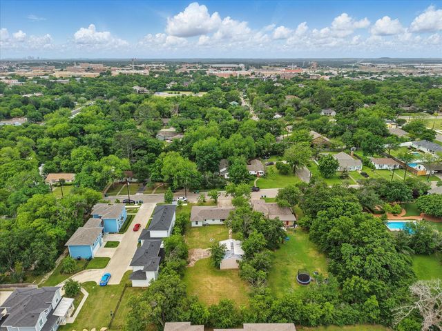 1918 Sena Street, Denton, TX 76201