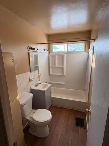 1437 E 19th Avenue, Columbus, OH 43211