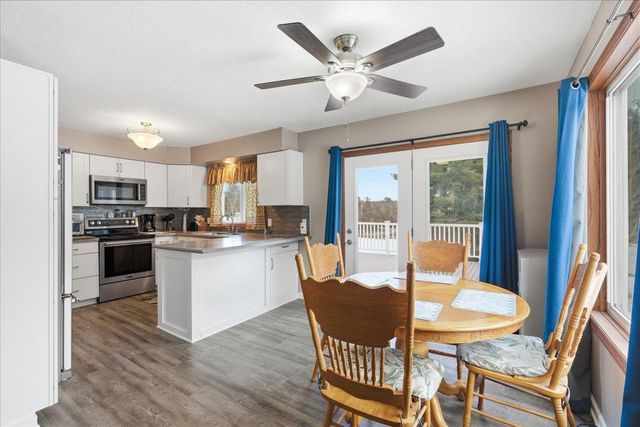 505 Chateau Court, Somerset, WI 54025