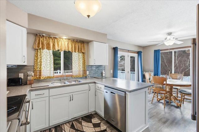 505 Chateau Court, Somerset, WI 54025