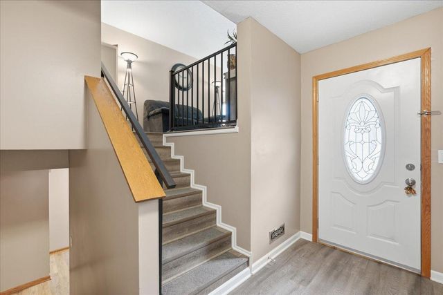 505 Chateau Court, Somerset, WI 54025