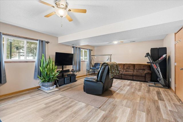 505 Chateau Court, Somerset, WI 54025