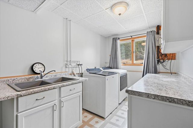 505 Chateau Court, Somerset, WI 54025