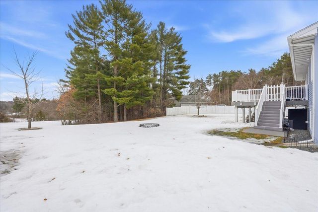 505 Chateau Court, Somerset, WI 54025