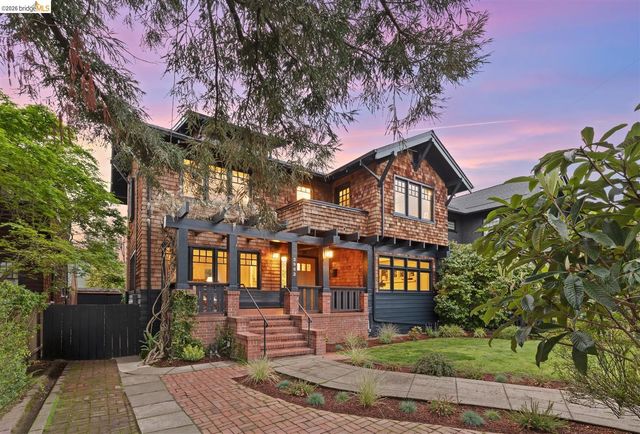 2962 Piedmont Ave, Berkeley, CA 94705