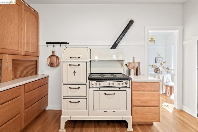 2962 Piedmont Ave, Berkeley, CA 94705