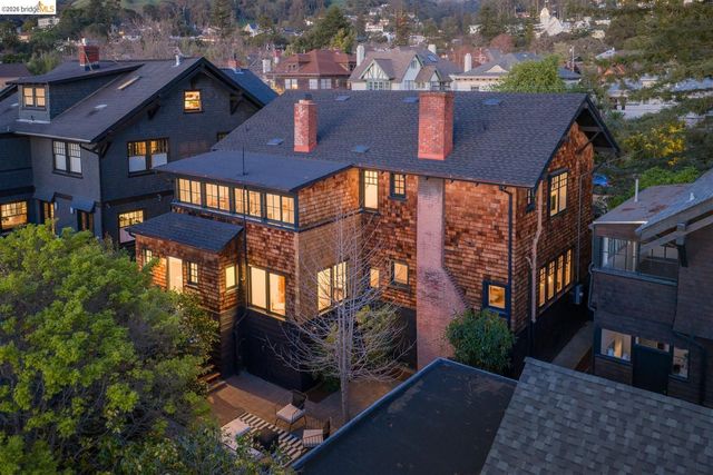 2962 Piedmont Ave, Berkeley, CA 94705