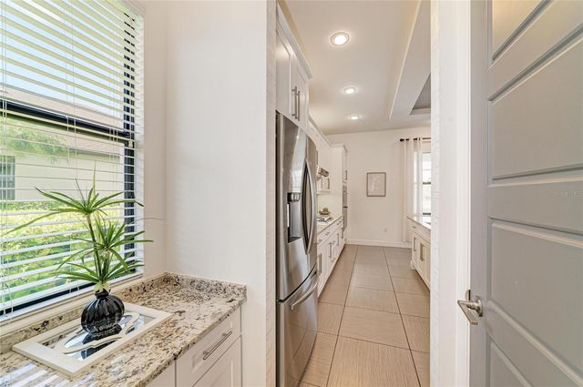 826 HONEYFLOWER LOOP, Bradenton, FL 34212