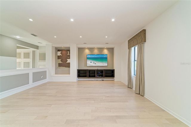 826 HONEYFLOWER LOOP, Bradenton, FL 34212