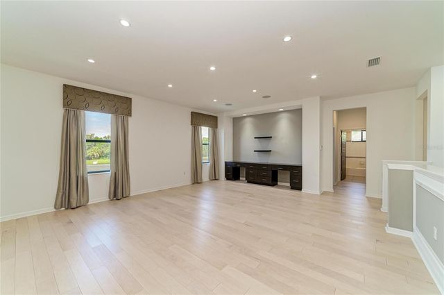 826 HONEYFLOWER LOOP, Bradenton, FL 34212