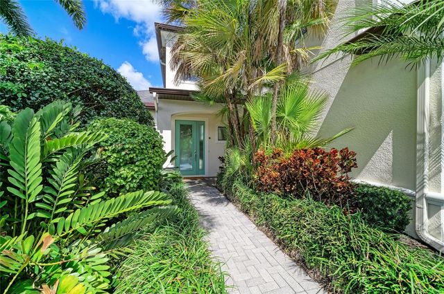 826 HONEYFLOWER LOOP, Bradenton, FL 34212